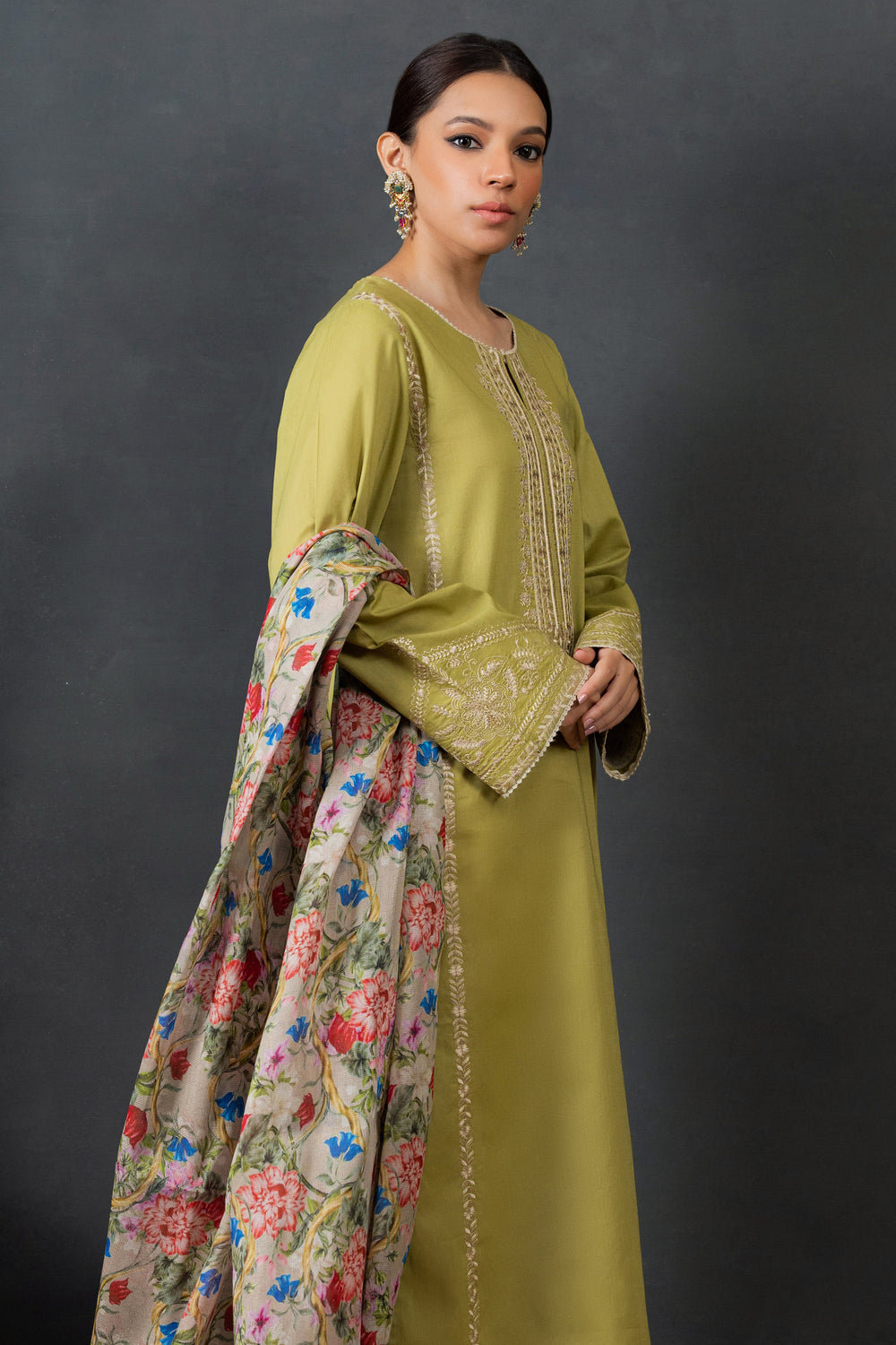 Jacquard Monar Dupatta