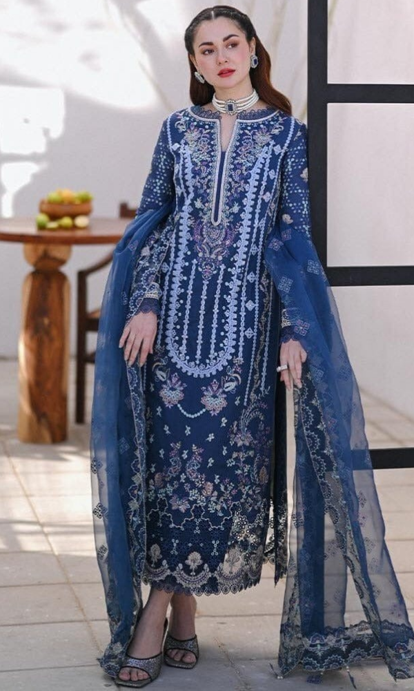 Qalamkar 3PC Embroidered Lawn Shirt with Embroidered Organza Dupatta AJK 2545